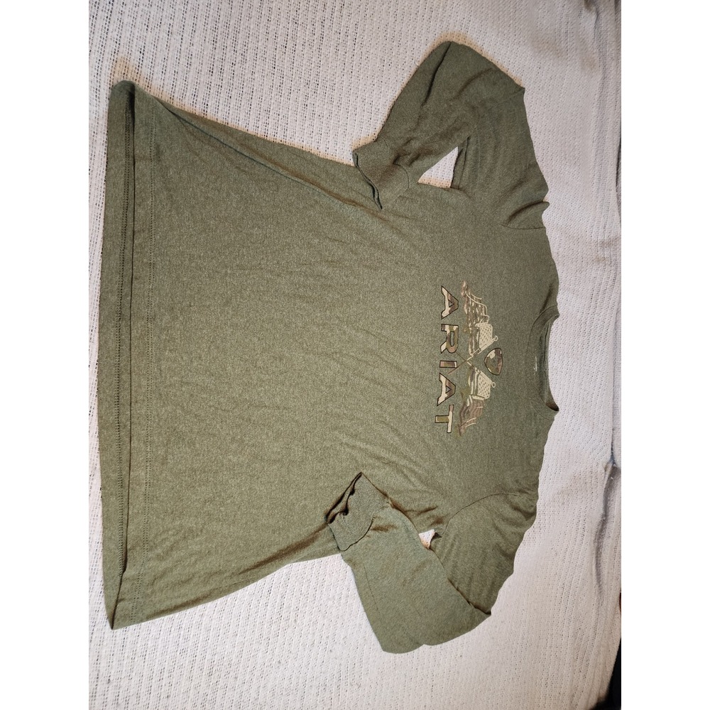 Ariat Mens Long Sleeve Graphic Tee Olive Green Camo American Flag Logo‎ Shirt XL